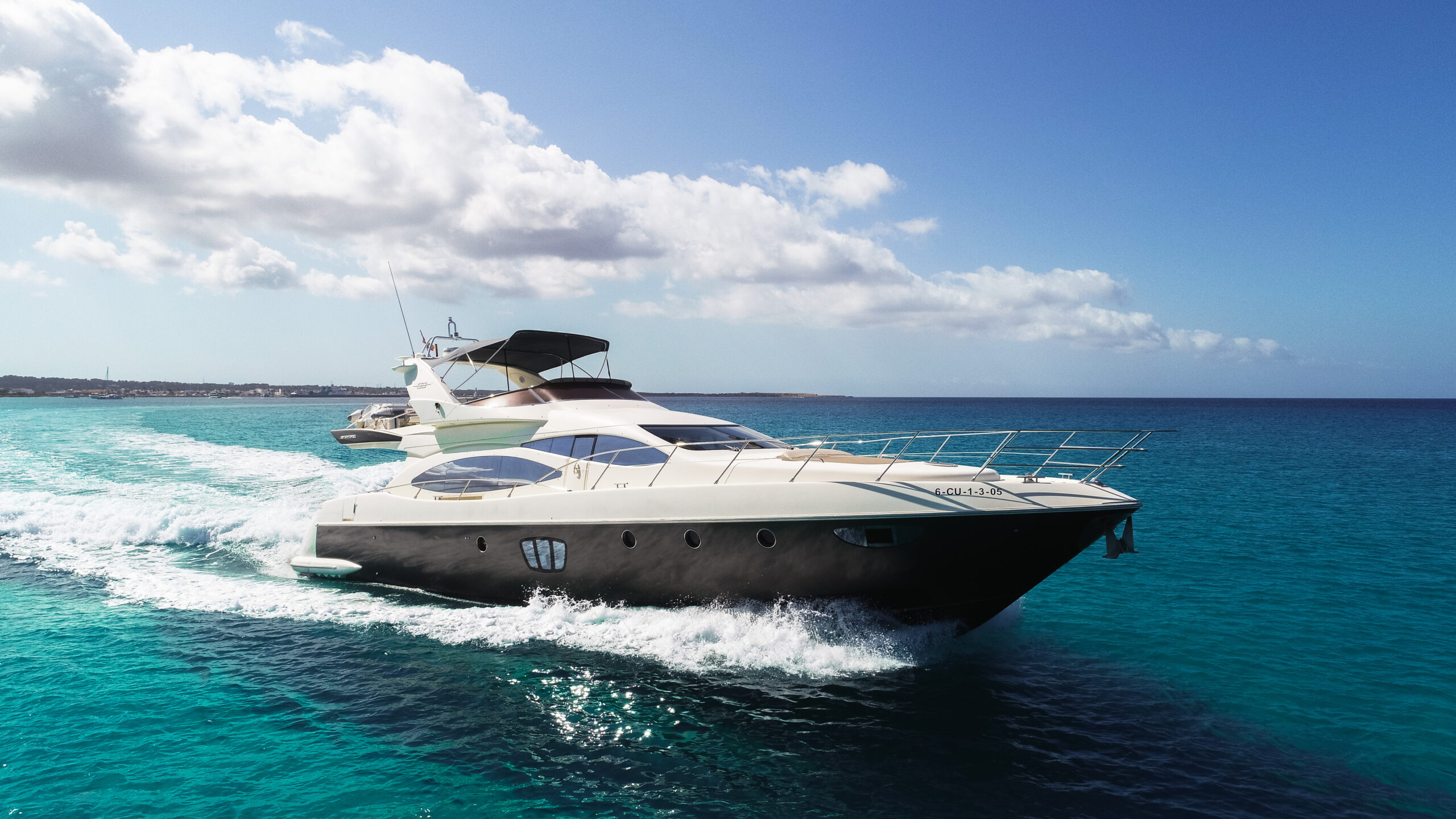 68 Azimut 68E Foundation